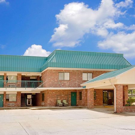 Super 8 By Wyndham Kosciusko Motel Kültér fotó